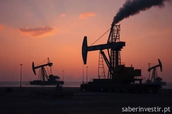 Petróleo sob pressão com tensão no Golfo
